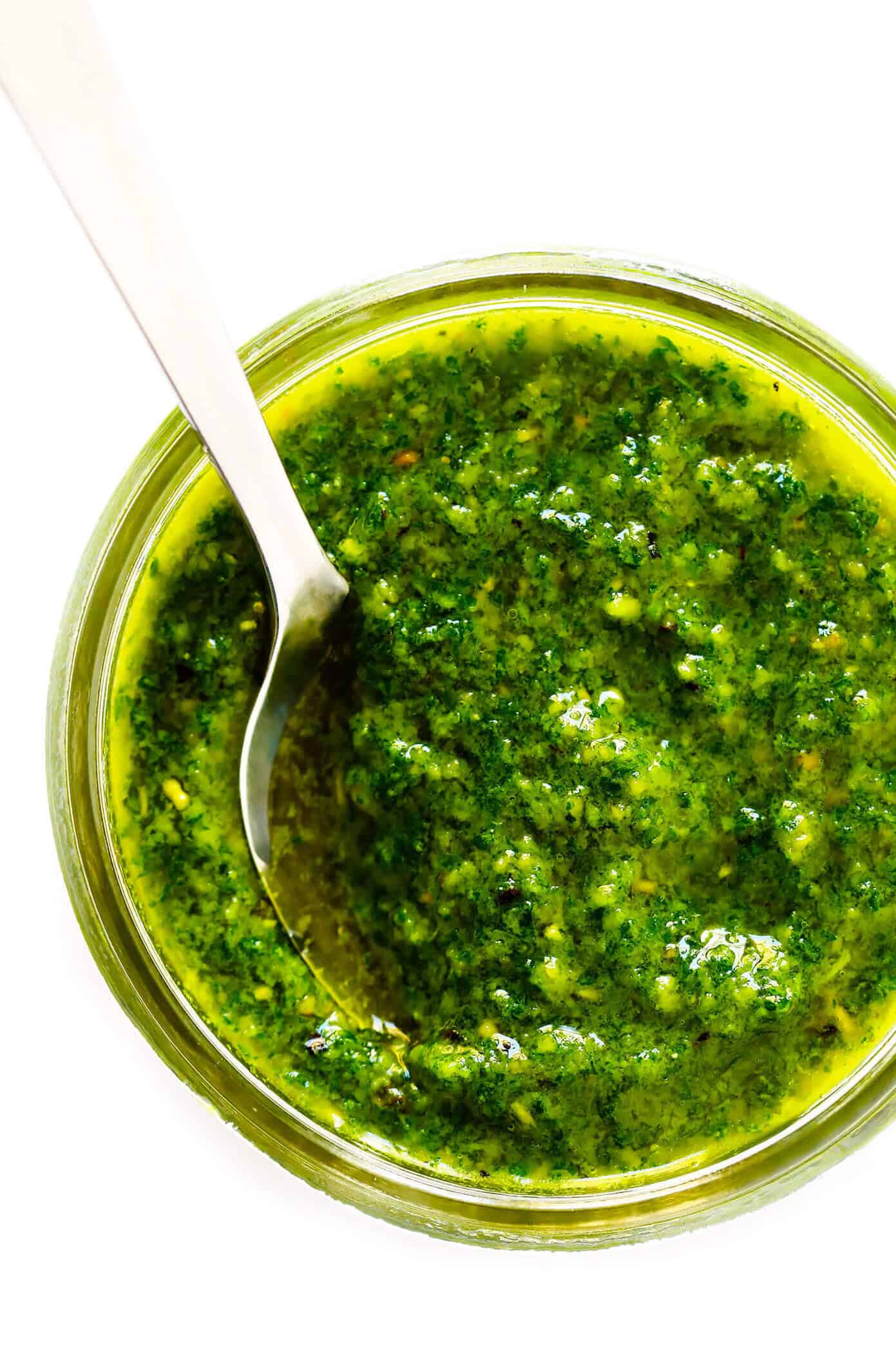 Learn how to make pesto with this classic Italian fresh basil pesto recipe. It's easy to make in the blender or food processor, and perfect for using as a pesto sauce for pasta, pizza, chicken, potatoes...you name it! | gimmesomeoven.com #pesto #sauce #italian #recipe #dinner #mealprep #summer #vegetarian #healthy Fresh Basil Pesto Recipe
