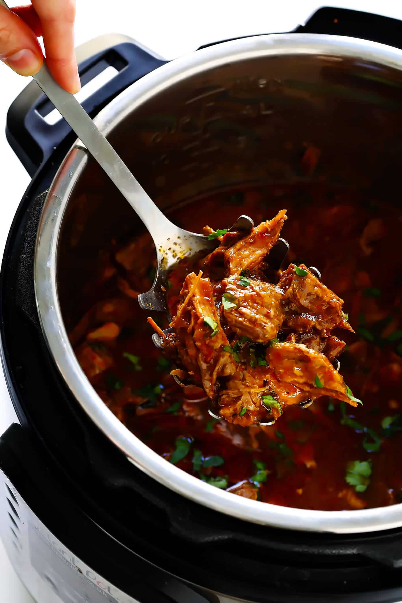 Love this Instant Pot Barbacoa Beef recipe! It's easy to make in the pressure cooker, full of big flavors, and perfect for tacos, burritos, salads, soups, quesadillas and more. | Gimme Some Oven #mexican #instantpot #barbacoa #cincodemayo #tacos #chipotle #recipe Instant Pot Barbacoa Beef